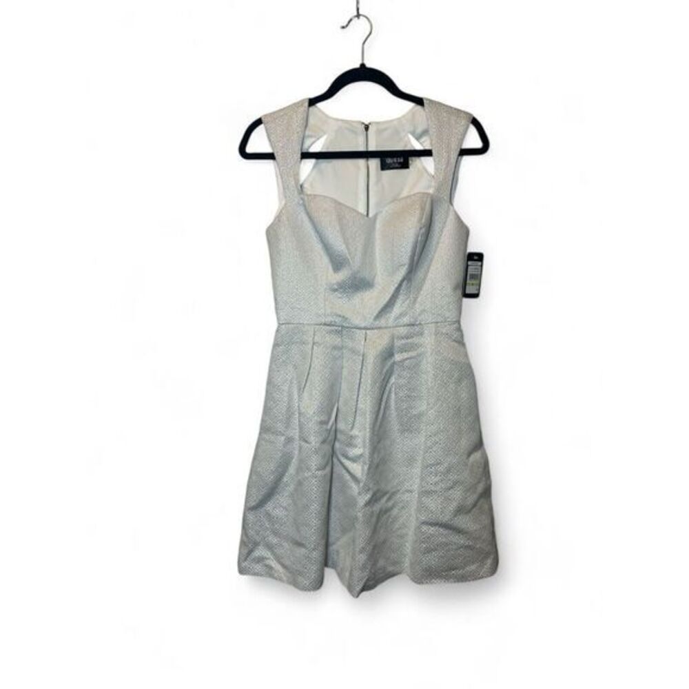 Y2K‎ Guess Georgia Women 4 White Shiny Heart Bodice Sleeveless Party Pleat Dress